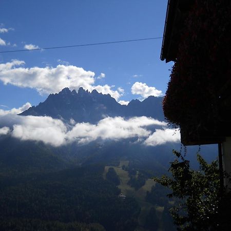 Vila Bauernhof Zwiglhof San Candido Exteriér fotografie
