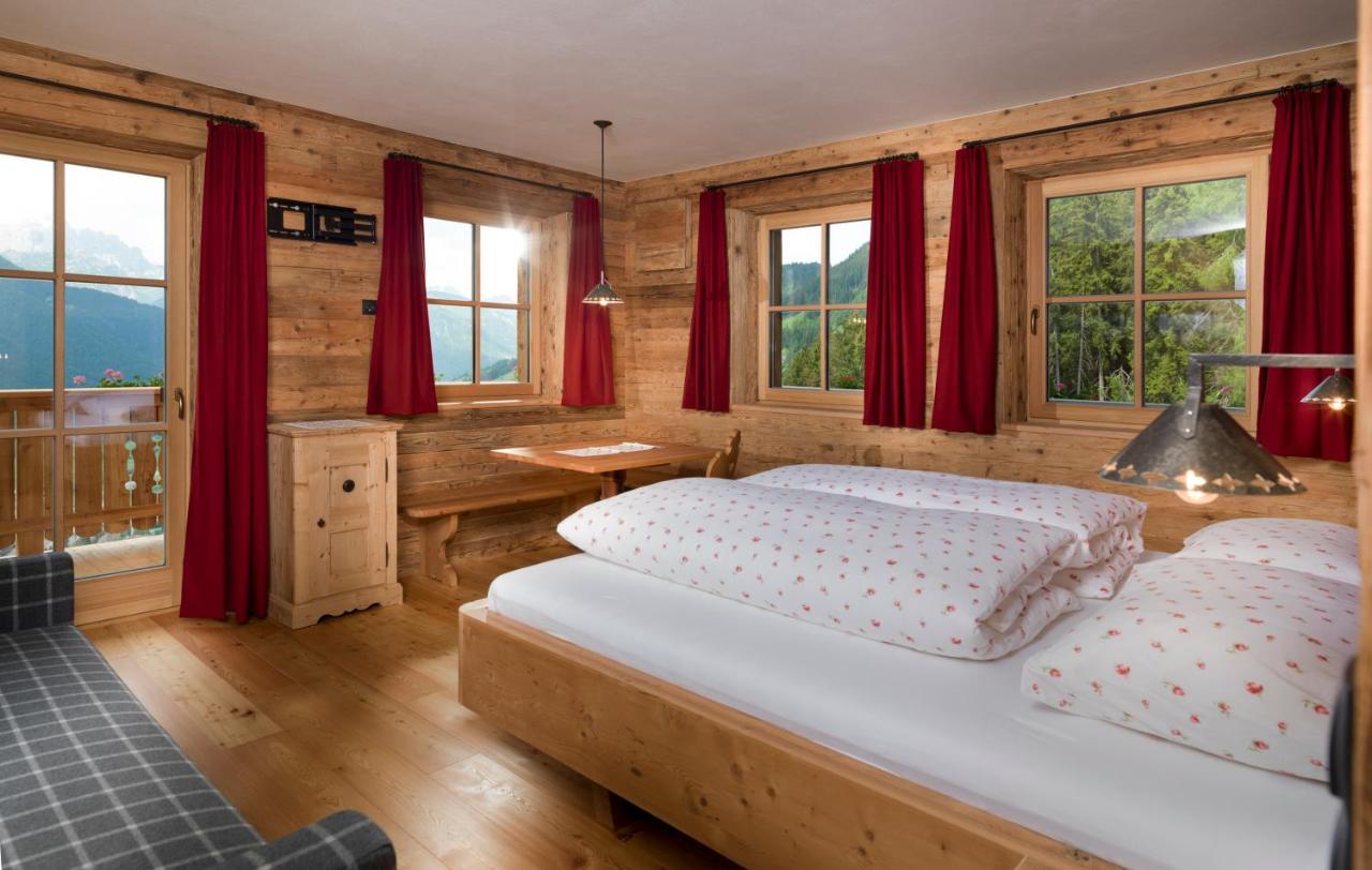 Vila Bauernhof Zwiglhof San Candido Exteriér fotografie