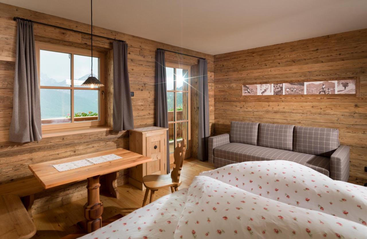 Vila Bauernhof Zwiglhof San Candido Exteriér fotografie