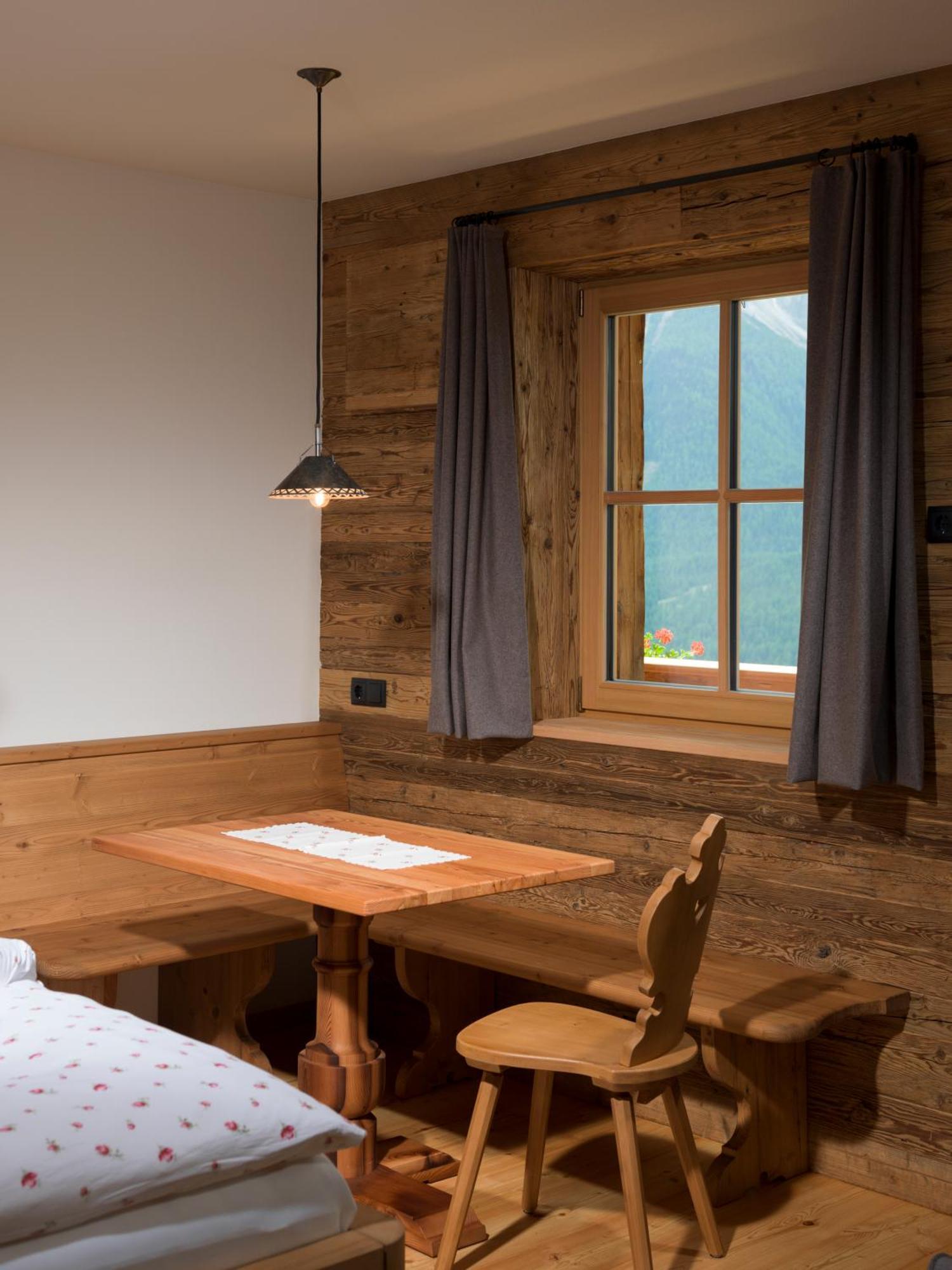 Vila Bauernhof Zwiglhof San Candido Exteriér fotografie